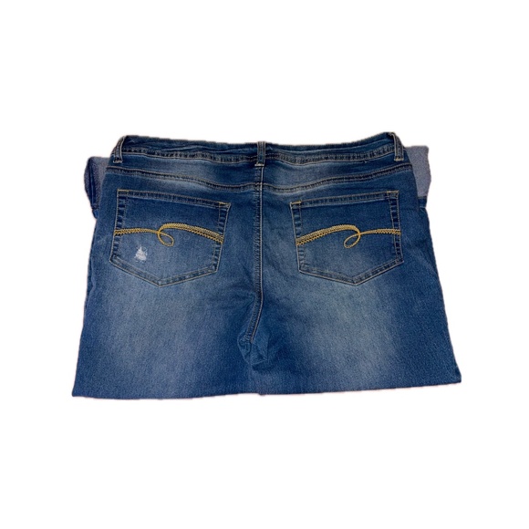 Justice Capris with Rips (16 1/2) - Picture 2 of 2